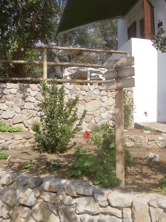 Ulivo Apartamento Quartu SantʼElena Exterior foto