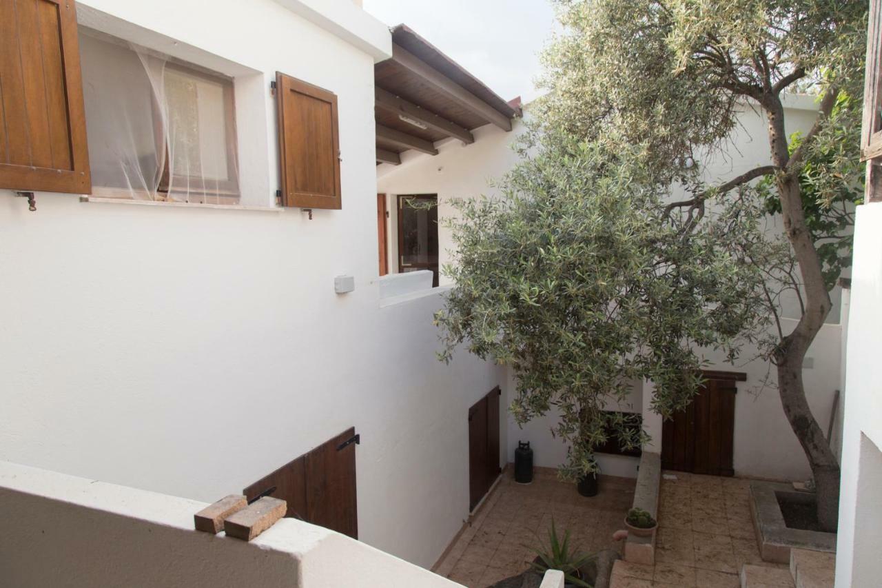 Ulivo Apartamento Quartu SantʼElena Exterior foto